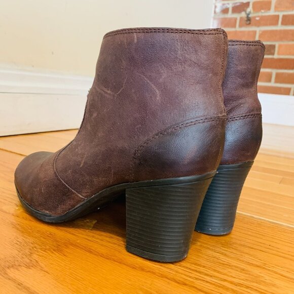 Women's ROCKPORT Brown Leather Zip Up Ankle Boots Booties Size 9 M - Picture 11 of 16